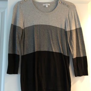 Tricolor 3/4 length light sweater